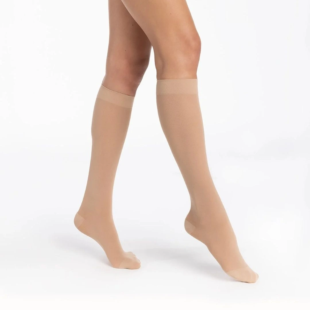 producto-sigvaris-essentiel-semitransparent-ad-3